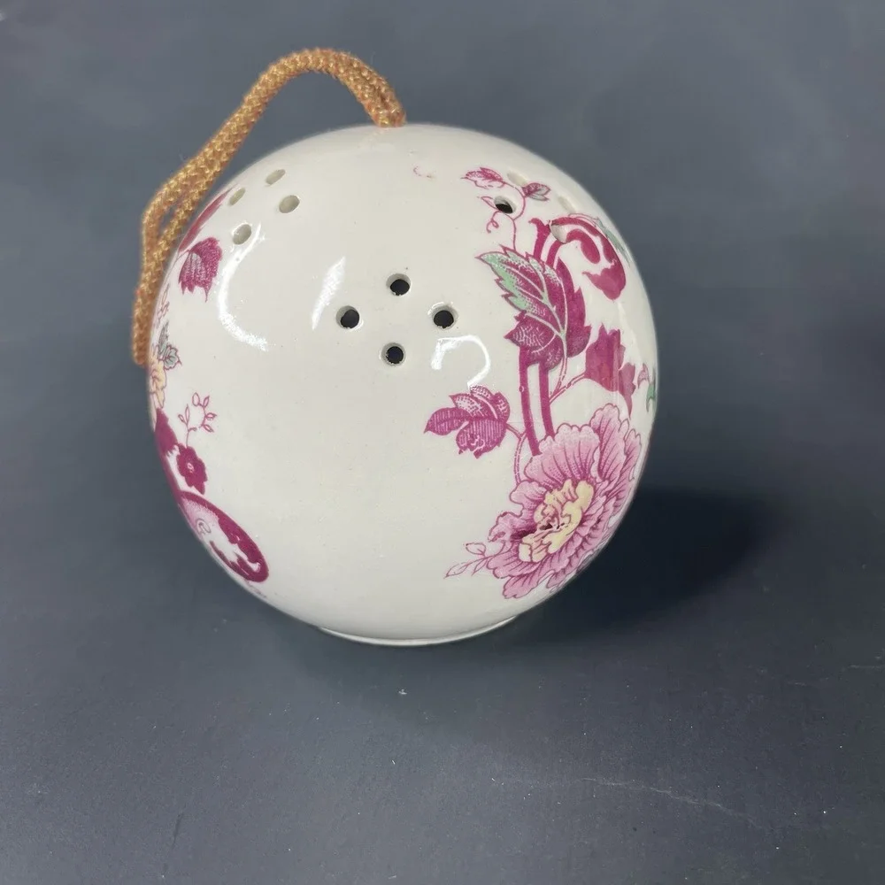 Vtg Floral Scentomander by Andre Richard Spice Potpourri Hanging Pomander 2 1/2